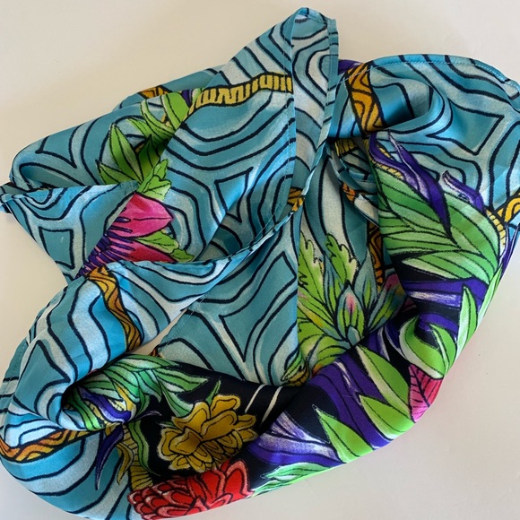 Lularoe Lion Polyester Scarf scarve wrap - Picture 3 of 4